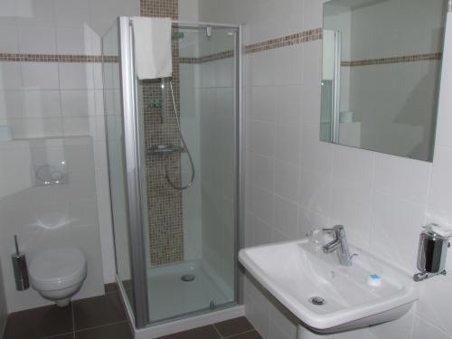 Well'In Hotel Wellin Екстериор снимка